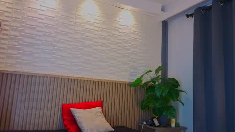 Snapshot of melissa_jhonns chatting on September 20, 8:43 pm melissa_jhonns online show from September 20, 8:43 pm