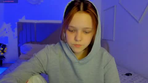 Snapshot of melissa_me0w chatting on April 29, 11:33 pm Melissa online show from April 29, 11:33 pm