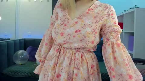 melissa_new22 online show from October 19, 12:22 am
