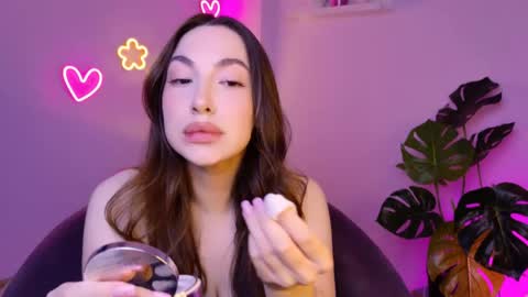 Snapshot of melissachaarm_ chatting on May 7, 5:24 am Melissa online show from May 7, 5:24 am