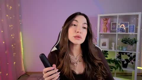 Snapshot of melissachaarm_ chatting on May 31, 10:44 am Melissa online show from May 31, 10:44 am