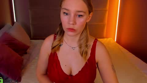 Snapshot of melissaking_ chatting on May 22, 8:10 am Melissa GTM2 1015 am- 1745am online show from May 22, 8:10 am