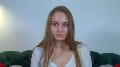 Snapshot of melissamelrey chatting on May 7, 9:25 am MelissaBerry online show from May 7, 9:25 am