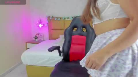    online show from February 5, 7:29 pm