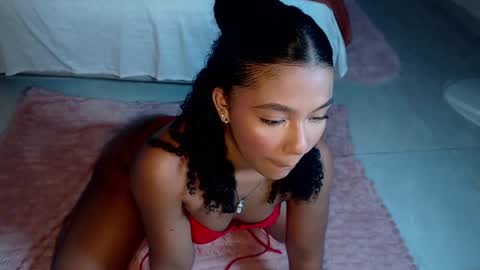 Snapshot of mell_rossi chatting on November 5, 8:58 am mell_rossi online show from November 5, 8:58 am