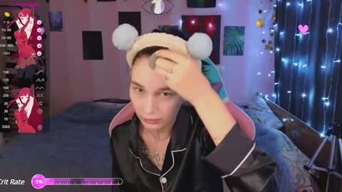 Snapshot of mella_freya chatting on December 8, 8:15 pm Freya  IM NONUDE online show from December 8, 8:15 pm