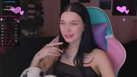 Snapshot of mella_freya chatting on January 14, 8:59 pm Freya  IM NONUDE online show from January 14, 8:59 pm