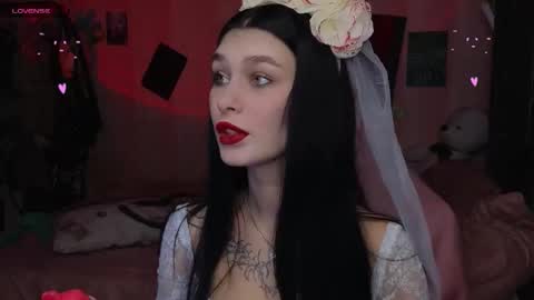 Snapshot of mella_freya chatting on October 28, 12:03 am Freya  IM NONUDE online show from October 28, 12:03 am