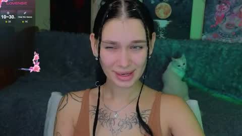 Snapshot of mella_freya chatting on July 26, 10:49 pm Freya IM NONUDE online show from July 26, 10:49 pm