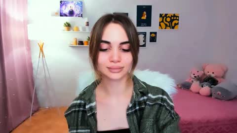 Snapshot of mellifluoustess chatting on February 20, 9:09 pm Tessa online show from February 20, 9:09 pm