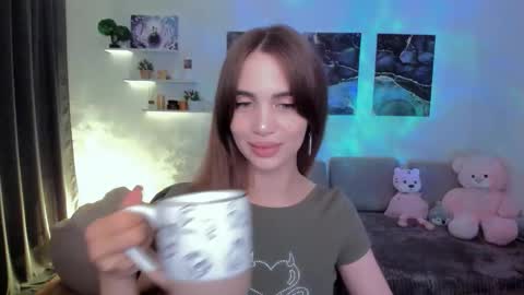 Snapshot of mellifluoustess chatting on September 19, 9:15 pm Tessa online show from September 19, 9:15 pm