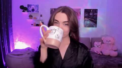 Tessa online show from January 8, 9:39 pm