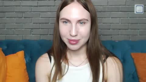 mellingi online show from September 21, 5:36 pm