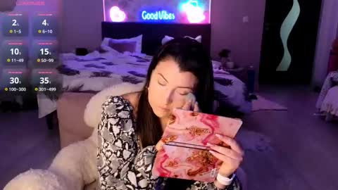 Snapshot of mellisaangel chatting on March 18, 9:23 am MellisaAngel online show from March 18, 9:23 am
