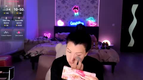 Snapshot of mellisaangel chatting on March 21, 9:25 am MellisaAngel online show from March 21, 9:25 am