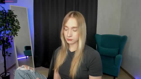 mellisadream online show from October 14, 5:30 am