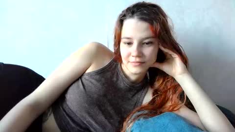 Snapshot of mellisamaxwell chatting on February 21, 8:15 am Mellisa online show from February 21, 8:15 am