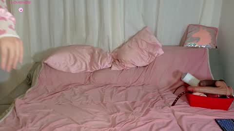 Melody Day online show from November 12, 3:40 am