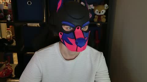 Snapshot of mellpup chatting on April 20, 12:08 pm MellPUP online show from April 20, 12:08 pm