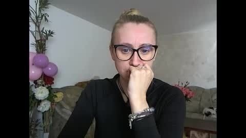 Melly online show from February 16, 8:54 am