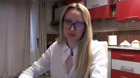 Melly online show from March 30, 6:36 am