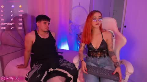 Snapshot of melodie_roy chatting on June 2, 9:06 pm Melodie Roy 999 online show from June 2, 9:06 pm