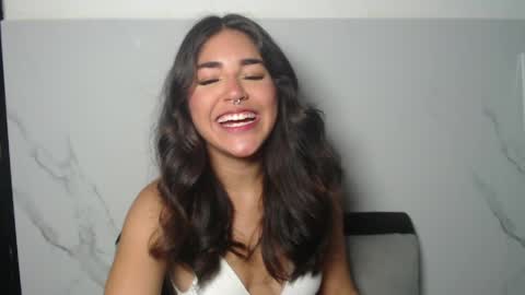 melody phillips online show from April 18, 7:56 am