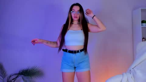 melody_sol online show from November 25, 4:34 am