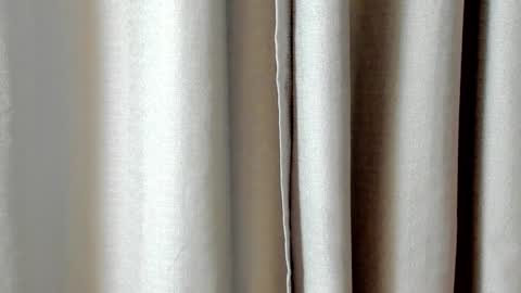 Snapshot of melody_suarez chatting on December 6, 12:23 am MELODY online show from December 6, 12:23 am