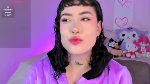 Snapshot of melody_suarez chatting on September 21, 12:01 am MELODY online show from September 21, 12:01 am