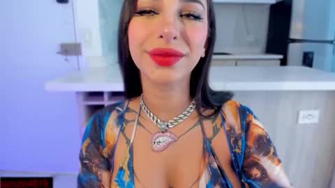 Snapshot of melodyadamss chatting on October 12, 9:14 pm Melody or Val online show from October 12, 9:14 pm