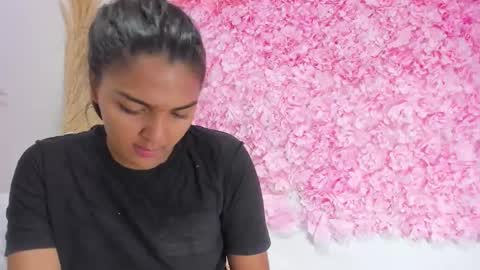 Melody online show from February 22, 9:24 pm