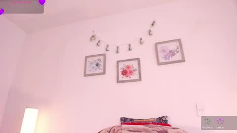 Snapshot of mely_rosee chatting on May 29, 12:14 pm online show from May 29, 12:14 pm