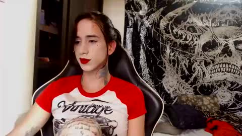 mely online show from November 17, 10:04 pm