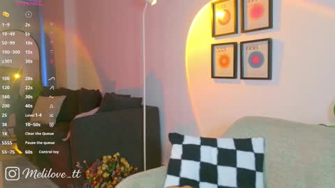 Melissa online show from March 1, 10:56 pm