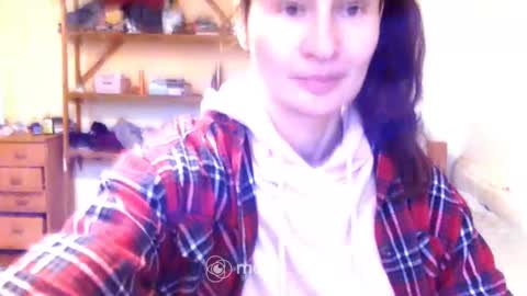 Snapshot of memorningdew chatting on December 30, 6:20 am Yummygirl online show from December 30, 6:20 am