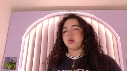  Memphis Williams  online show from March 29, 11:10 am