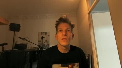 Andres online show from February 27, 8:28 am