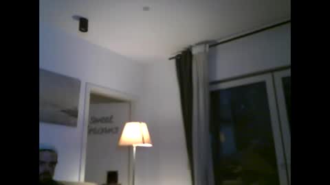 Dennis2Menace online show from March 24, 12:15 am