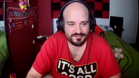 menditeta online show from February 8, 8:23 pm