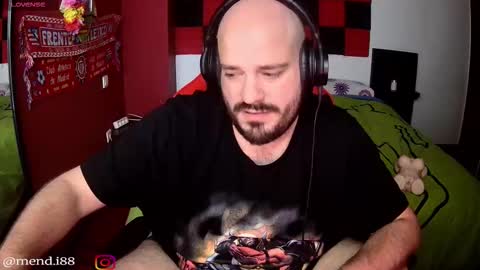 menditeta online show from February 10, 8:57 pm