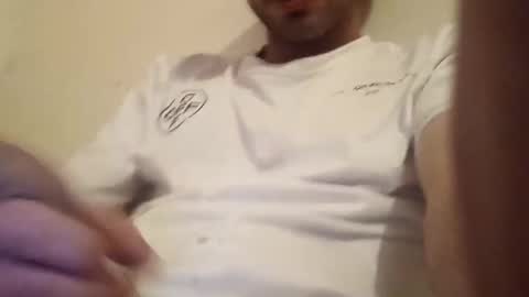 Snapshot of menneedlovingtoo chatting on December 2, 12:51 pm dill online show from December 2, 12:51 pm