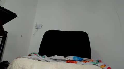 big brown online show from March 10, 8:58 pm