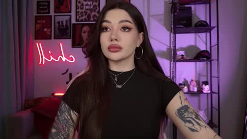 Snapshot of meow__baby chatting on November 18, 6:01 pm Amy Meow online show from November 18, 6:01 pm