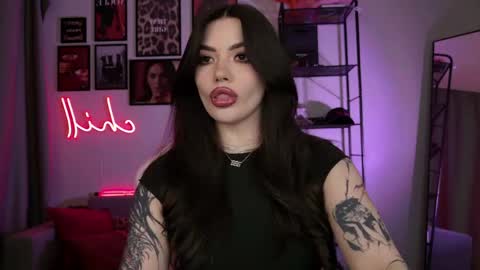 Amy Meow online show from April 17, 5:05 pm