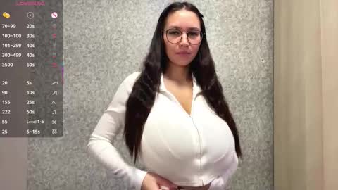 Snapshot of meowgirlye chatting on February 8, 11:24 am Mona online show from February 8, 11:24 am