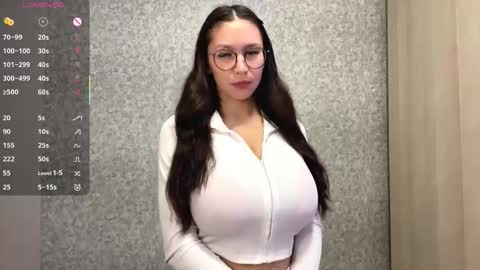 Snapshot of meowgirlye chatting on February 24, 11:08 am Mona online show from February 24, 11:08 am