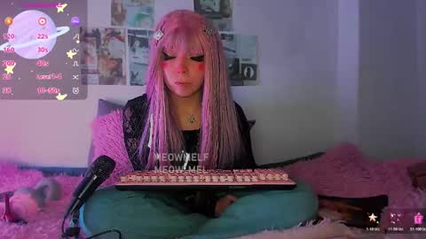 Snapshot of meowmelf chatting on February 15, 4:20 am meowmelf online show from February 15, 4:20 am