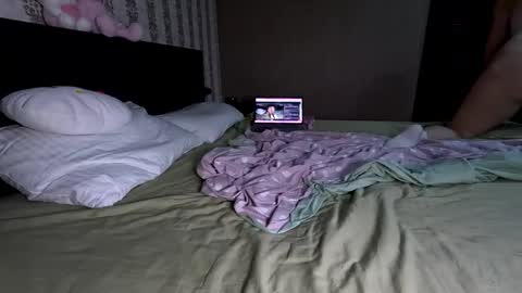Snapshot of meowmeow_emma chatting on May 29, 7:01 pm meowmeow_emma online show from May 29, 7:01 pm