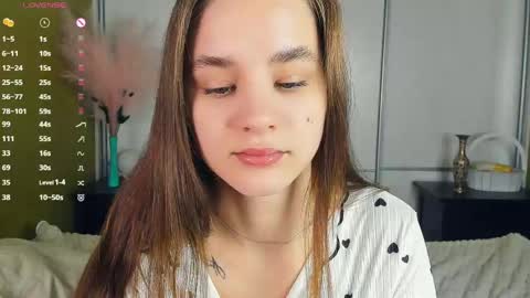 Julie online show from April 13, 7:25 am